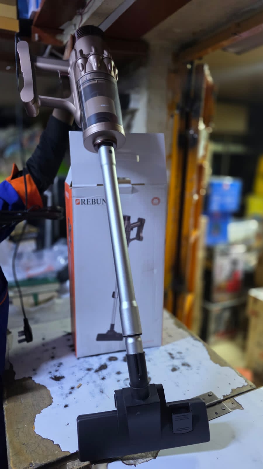 Rebune vacuum cleaner