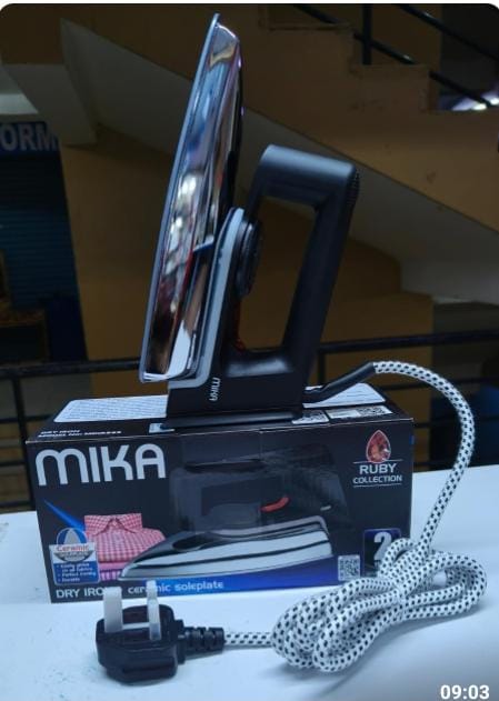 *📌Mika MDIR562 Ceramic Soleplate Iron Box, Black & Grey*