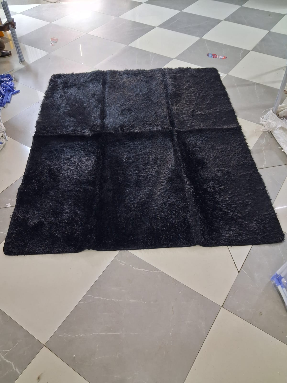 Fluffy carpet 7x10