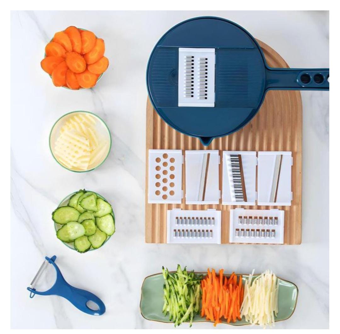 Mandoline slicer and vegetable chopper