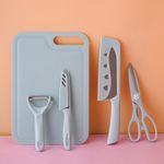 K-n-i-f-e Set  5 Pieces with Chopping Board