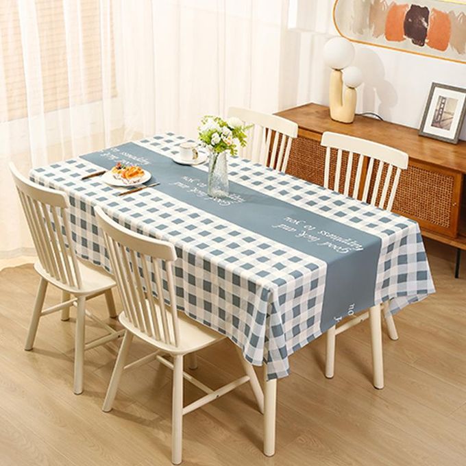 137x152cm Warm High Temperature Waterproof Oil Proof PVC Grid Dining Table Pad