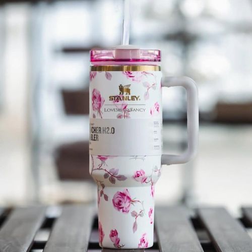 Staedtler Stanely Quencher40oz Tumble-white with pink Floral- with Handle &amp; staw