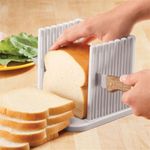 Adjustable Bread Slicer &amp; Cutting Guide for Homemade Bread - Foldable Plastic Kitchen Baking Tool
