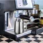 Milk Frothing Pitcher 20oz – Stainless Steel Milk Jug with Scale, 600ml Steaming Pitcher for Espresso, Cappuccino, Latte Art, Barista Training &amp; Home Coffee Makers (Stainless Steel Finish, 600ml)
