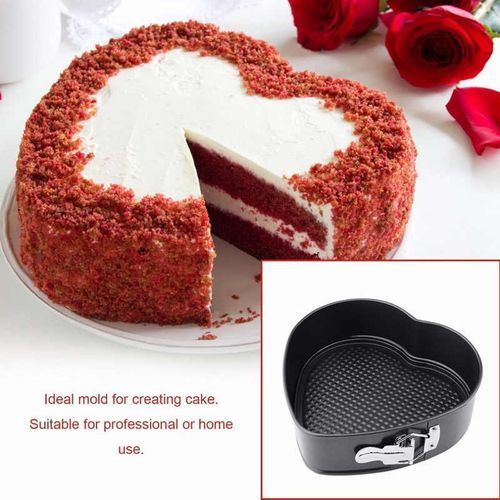 A Set Of 4 Different Shapes Of Baking Tin