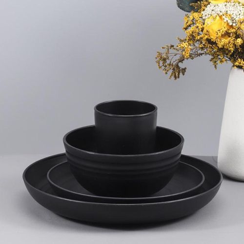 20pcs Dinnerware Set (4 cups + 4 bowls + 8 plates + 4 cutlery pieces)