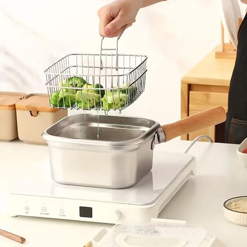 Set of 3 Stainless Steel Deep Fryers, Featuring a Japanese Square Pot Suitable for Milk, Noodles, And Tempura, with a Large Capacity, Designed for Home Stovetops And Portable for Outdoor Cooking