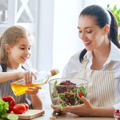 Flushrenic Salad Spinner,Fruit Washer,Vegetable Dryer,Lettuce Spinner,Salad Dryer for Washing, Spinning, and Draining Greens,with Bowl and Mesh Basket