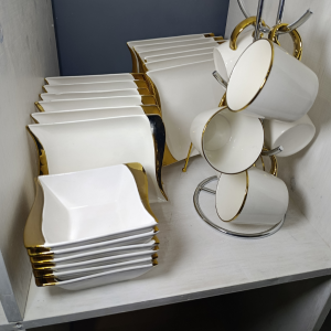 24pcs Wavy Gold Dinner Set