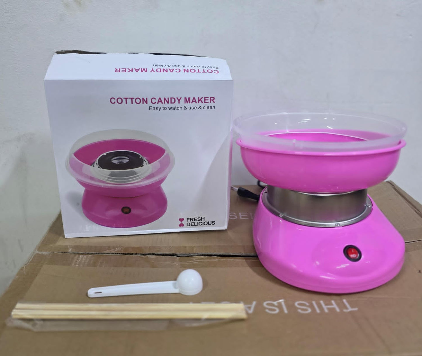 Cotton candy maker
