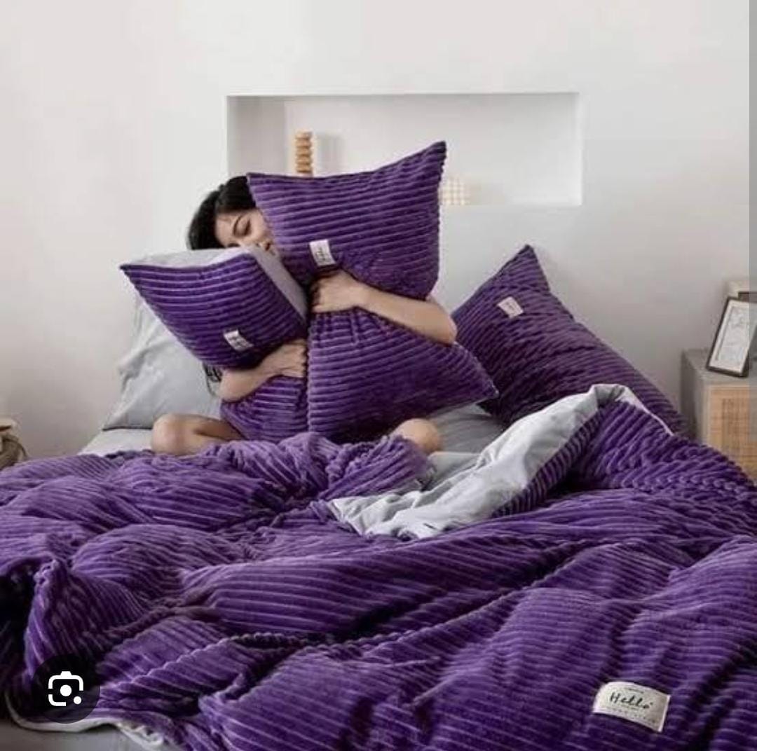 📌 *Velvet duvet sets *