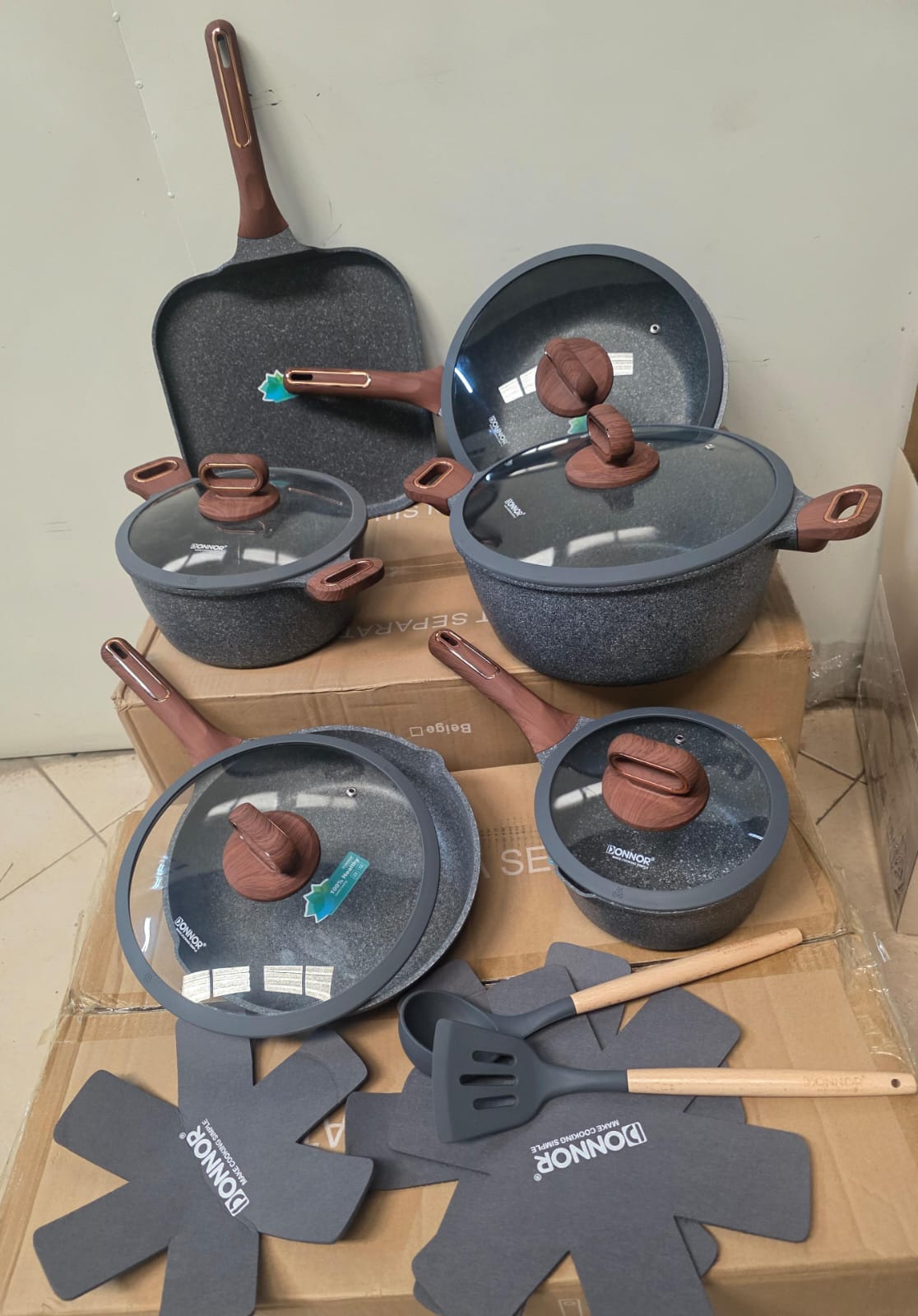 16 pcs  DONNOR BERRY granite nonstick cookware set