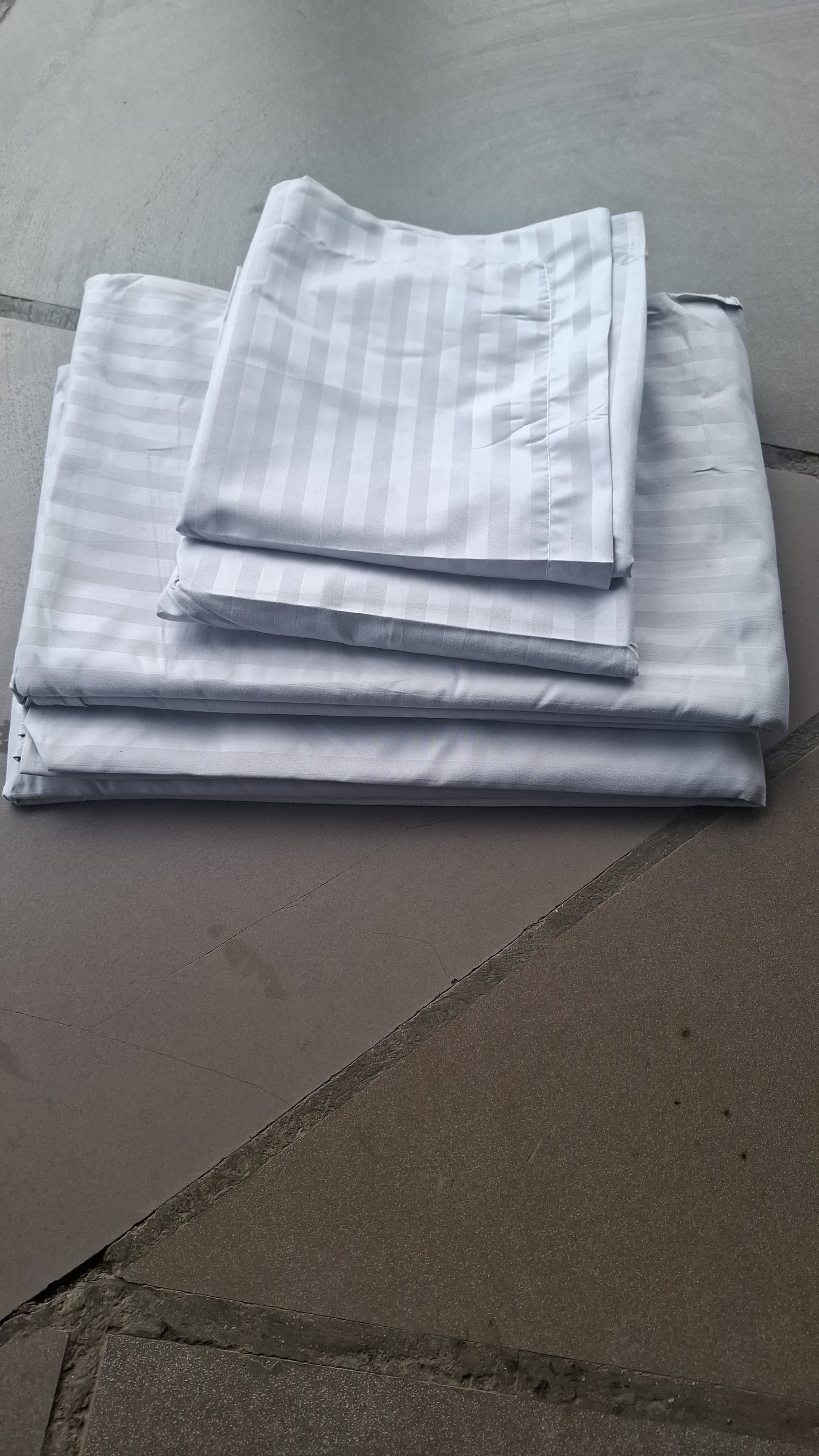 Stripped clp Bedsheet