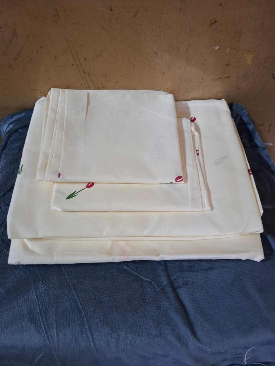 *Cotton bedsheets*