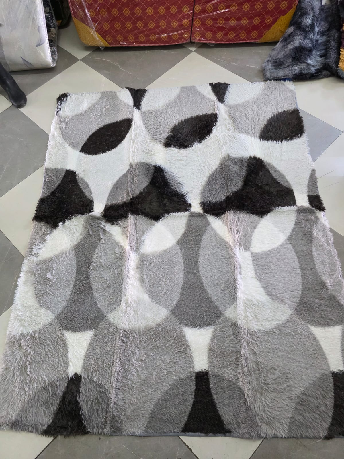 Fluffy carpets