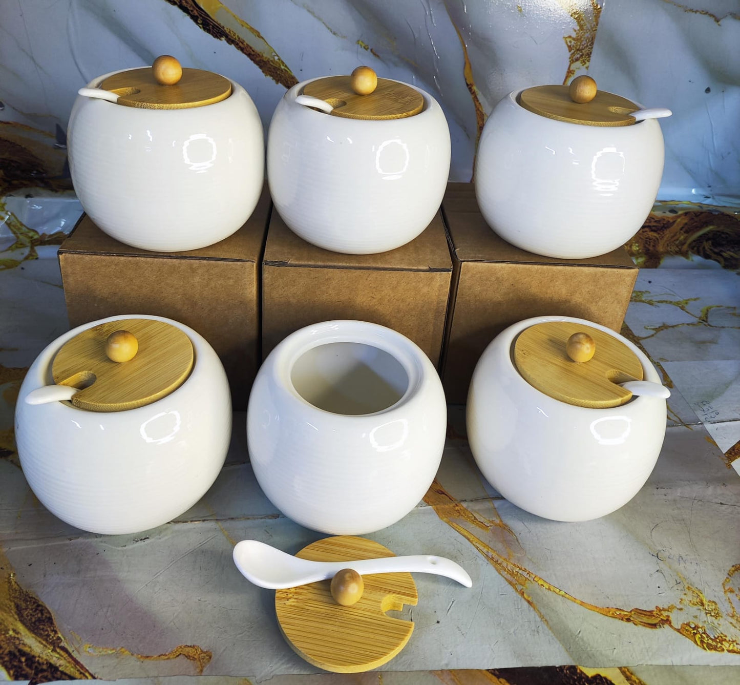 Ceramic sugar dish with bamboo